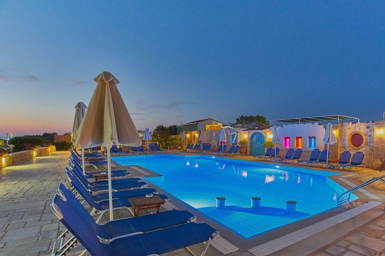 Golden Bay Hotel Apartments มาเลีย ภายนอก รูปภาพ